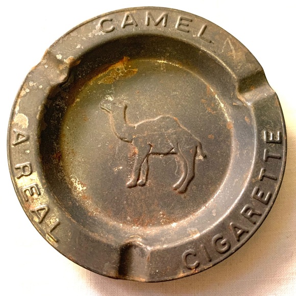 Vintage Camel Pressed Tin Advertising Ashtray - A Real Cigarette - Picture 4 of 8